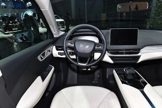 น้ํามันเบนซินหรือเชื้อเพลิงไฟฟ้า 2024 Hongqi Eqm5 รถสีดํา