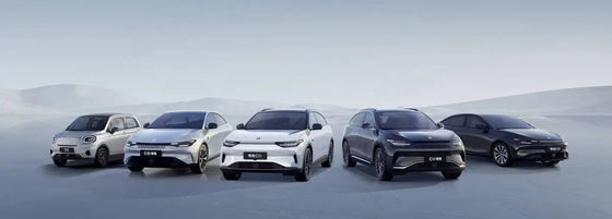 ครอสโซเวอร์ขนาดกลาง Leapmotor C10 สีเทา 530 Comfort Edition SUV ครอบครัวไฟฟ้า